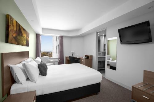 Mantra Tullamarine in Melbourne Tullamarine Airport Mantra Tullamarine in Melbourne Tullamarine Airport