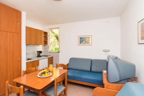 Apartments Polynesia Plava Laguna in Katoro Apartments Polynesia Plava Laguna in Katoro