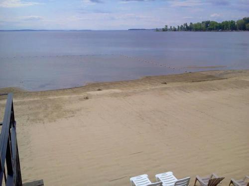 Strand, Golden Gate Lodging in Plattsburgh Strand, Golden Gate Lodging in Plattsburgh