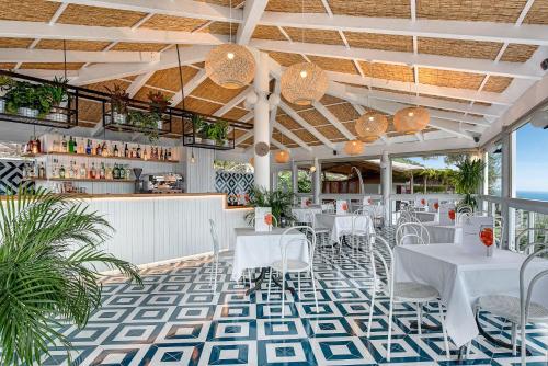 طعام و مشروبات, Gocce Di Capri - Hotel & Serviced Residence in ماسا لوبرينس طعام و مشروبات, Gocce Di Capri - Hotel & Serviced Residence in ماسا لوبرينس