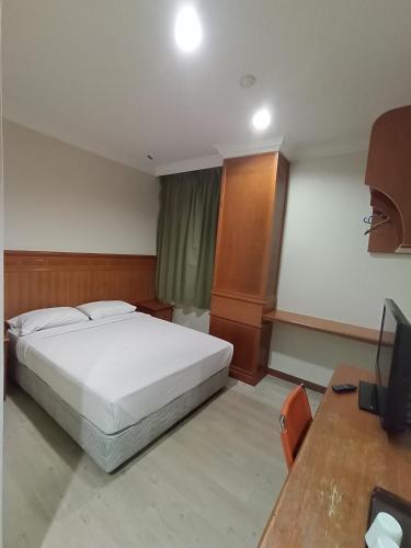 New Grand Hotel in Keningau New Grand Hotel in Keningau