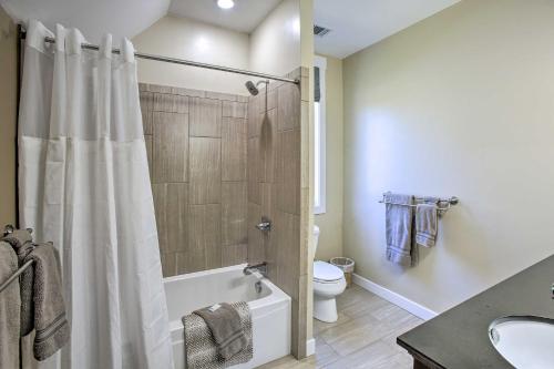 Cozy Urban Ludington Apt about 1 Mi to Lake Michigan in Ludington (MI) Cozy Urban Ludington Apt about 1 Mi to Lake Michigan in Ludington (MI)