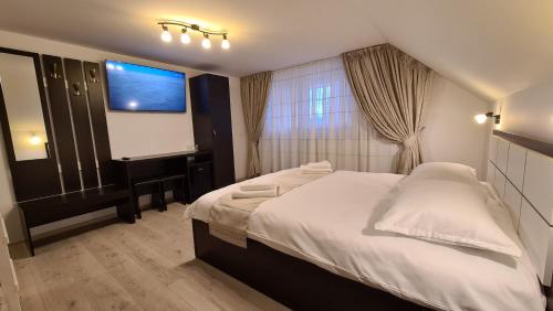 Pensiunea Mădălina (Pensiunea Madalina) in Durau Pensiunea Mădălina (Pensiunea Madalina) in Durau