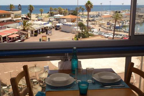 Terraza/balcón, Location Saint-Cyprien in Saint-Cyprien Terraza/balcón, Location Saint-Cyprien in Saint-Cyprien