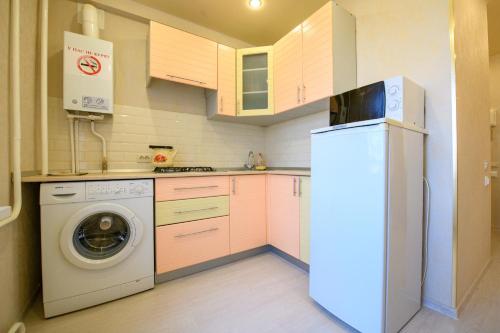 Kitchen, Апартаменты DeLuxe В Центре in Ukhta Kitchen, Апартаменты DeLuxe В Центре in Ukhta