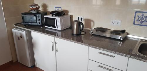 Kitchen, Casa Dom Yahya in Belmonte Kitchen, Casa Dom Yahya in Belmonte