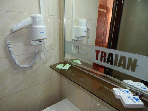 Kupaonica, Hotel Traian Caciulata in Calimanesti Caciulata Kupaonica, Hotel Traian Caciulata in Calimanesti Caciulata