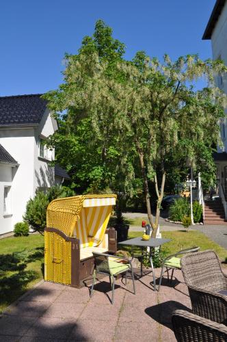 Balcony/terrace, Pension Villa Frohsinn Sellin auf Rugen in Ostseebad Sellin Balcony/terrace, Pension Villa Frohsinn Sellin auf Rugen in Ostseebad Sellin