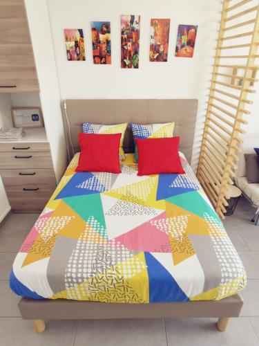 Suite Athena - Melun gare RER - Studio avec Balcon et parking in Melun Suite Athena - Melun gare RER - Studio avec Balcon et parking in Melun