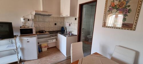 Cocina, Bango Vendeghaz in Hévíz Cocina, Bango Vendeghaz in Hévíz