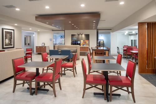 餐廳, Holiday Inn Express Hotel & Suites Longmont By IHG in 朗蒙特 (CO) 餐廳, Holiday Inn Express Hotel & Suites Longmont By IHG in 朗蒙特 (CO)
