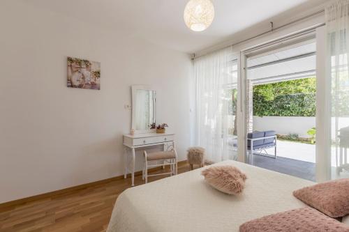 Apartment TIKI with big terrace