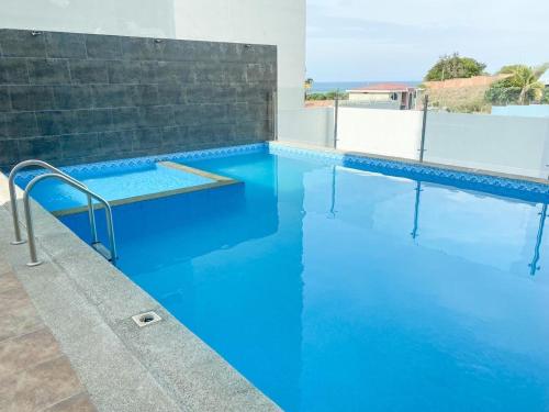 Bazen, A6 ACQUALINA Ocean view&Pool Vista al Mar y piscina Acogedor y comodo Apartamento 2 Dormitorios 2 ba in Manta Bazen, A6 ACQUALINA Ocean view&Pool Vista al Mar y piscina Acogedor y comodo Apartamento 2 Dormitorios 2 ba in Manta