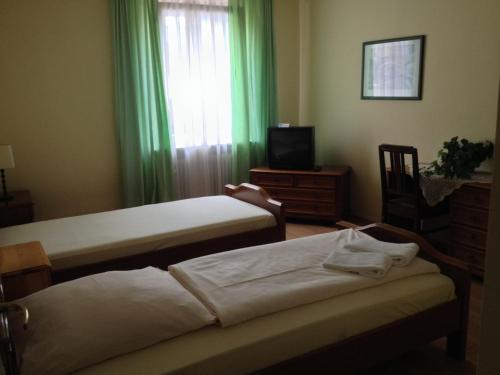 This photo about City Hotel Garni shared on HyHotel.com