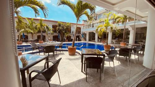 โรงแรมคลาร์กตัน (Clarkton Hotel) in แองเจเลส / คลาร์ก โรงแรมคลาร์กตัน (Clarkton Hotel) in แองเจเลส / คลาร์ก