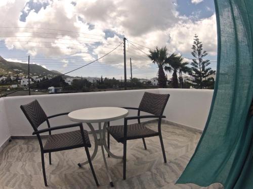 ระเบียง/ชานเรือน, Damias Village in เกาะเพรอส ระเบียง/ชานเรือน, Damias Village in เกาะเพรอส