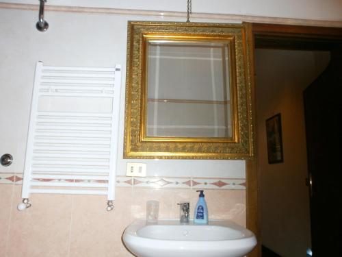 This photo about B&B Casa di Orazio shared on HyHotel.com