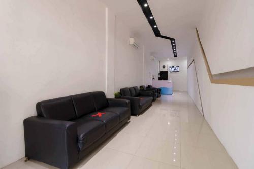 RedDoorz @ Jotel Guest House Medan in Medan Perjuangan RedDoorz @ Jotel Guest House Medan in Medan Perjuangan