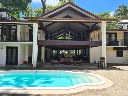 Eksterijer hotela, Hona Beach Hotel in Dominical Eksterijer hotela, Hona Beach Hotel in Dominical