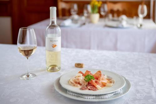 Tourist farm Pri Andrejevih in Нарін Tourist farm Pri Andrejevih in Нарін