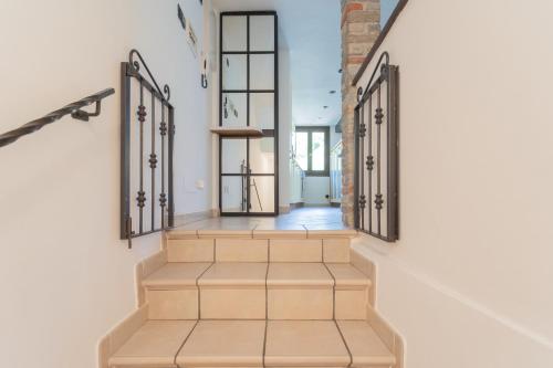 Entrance, Vacation Family Home in Tremezzo by Rent All Como in Tremezzo Entrance, Vacation Family Home in Tremezzo by Rent All Como in Tremezzo