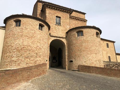 Nearby attraction, APPARTAMENTO SUL CASTELLO in Mombaroccio Nearby attraction, APPARTAMENTO SUL CASTELLO in Mombaroccio