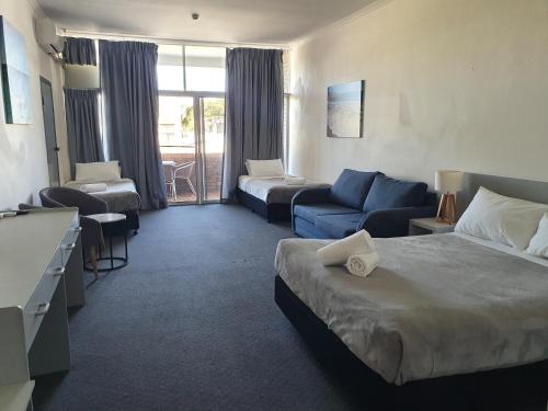 Seabreeze Beach Hotel in South West Rocks Seabreeze Beach Hotel in South West Rocks