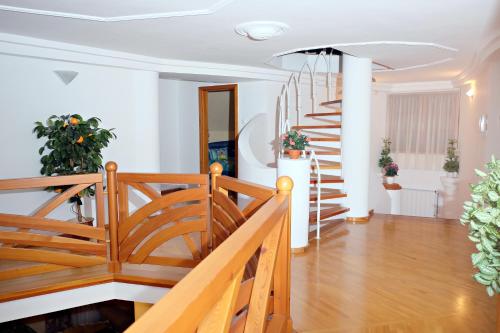 A szálláshely kívülről, Luxusvilla Balatonszárszó (Luxusvilla Balatonszarszo) in Balatonszárszó A szálláshely kívülről, Luxusvilla Balatonszárszó (Luxusvilla Balatonszarszo) in Balatonszárszó