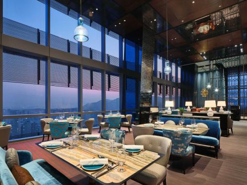 Restauracja, Intercontinental Chongqing Raffles City in Chongqing Restauracja, Intercontinental Chongqing Raffles City in Chongqing