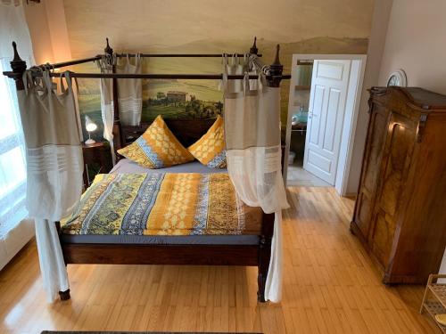Park Villa Gernsheim in เยิร์นสไฮม์ Park Villa Gernsheim in เยิร์นสไฮม์