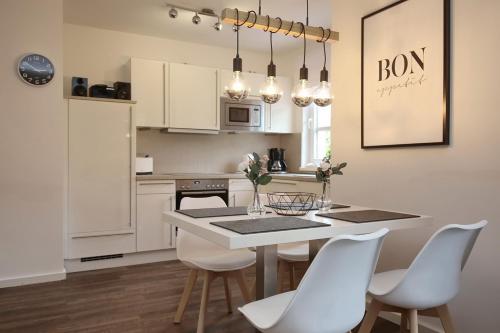 Cocina, Residenz von Flotow Wohnung 04 in Bad Doberan Cocina, Residenz von Flotow Wohnung 04 in Bad Doberan