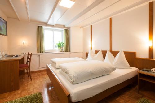 Hotel Landgasthof Hirschen in Ramsen Hotel Landgasthof Hirschen in Ramsen