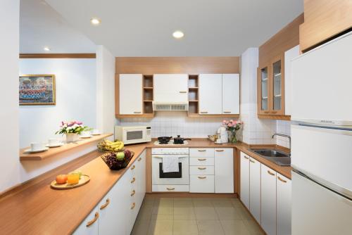 Facilities, Riverine Place Hotel and Residence near Bhumirak Chaloemprakiarti Park Facilities, Riverine Place Hotel and Residence near Bhumirak Chaloemprakiarti Park