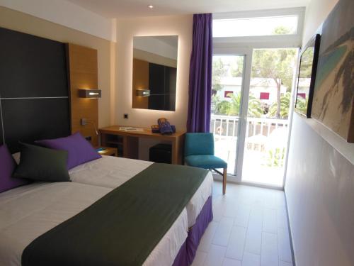 Hotel Isla Cabrera in Ses Salines Hotel Isla Cabrera in Ses Salines
