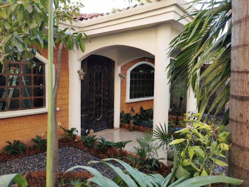 Exterior view, Ashly Boulevard in Acapulco Diamante O Playa Diamante Exterior view, Ashly Boulevard in Acapulco Diamante O Playa Diamante