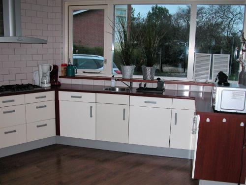 Kitchen, Park Nest in Zeewolde Kitchen, Park Nest in Zeewolde