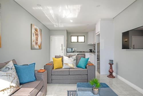 Sea De La Vie 25 by HostAgents in La- Mercy Sea De La Vie 25 by HostAgents in La- Mercy