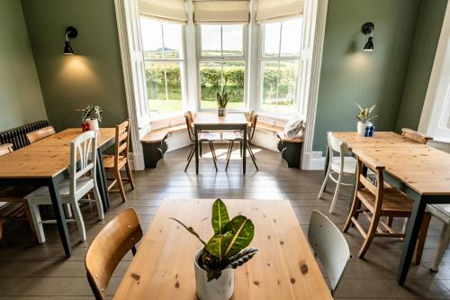 Létesítmények, The Old Vicarage in Moylgrove Létesítmények, The Old Vicarage in Moylgrove