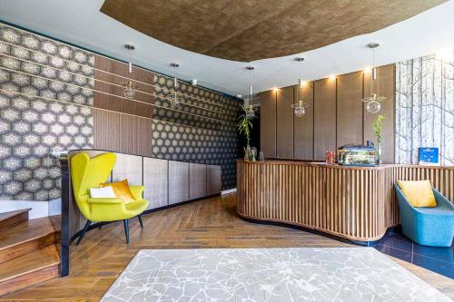 Hotel Le Saint Gelais in Angouleme Hotel Le Saint Gelais in Angouleme