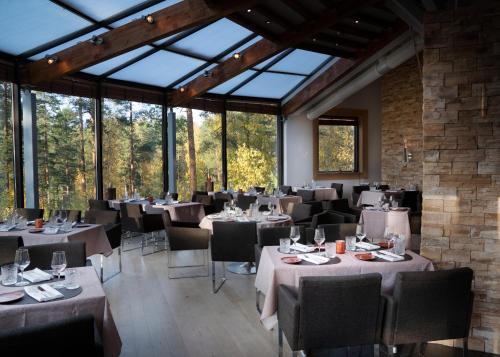Restaurant, Vierumäki Country Club Hotel (Vierumaki Country Club Hotel) in Kouvola Restaurant, Vierumäki Country Club Hotel (Vierumaki Country Club Hotel) in Kouvola