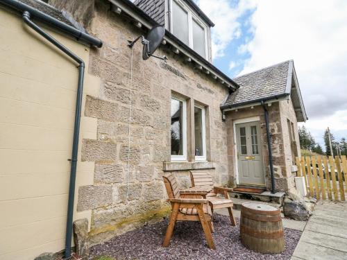 2 Station Cottages, Pitlochry in Tulchan 2 Station Cottages, Pitlochry in Tulchan