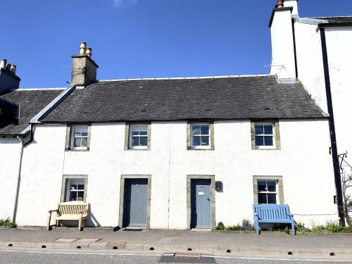Exterior view, Newton Cottage South in Saint Catherines Exterior view, Newton Cottage South in Saint Catherines