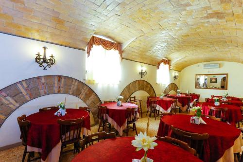Еда и напитки, Hotel Tempio Di Pallade in Рим Еда и напитки, Hotel Tempio Di Pallade in Рим