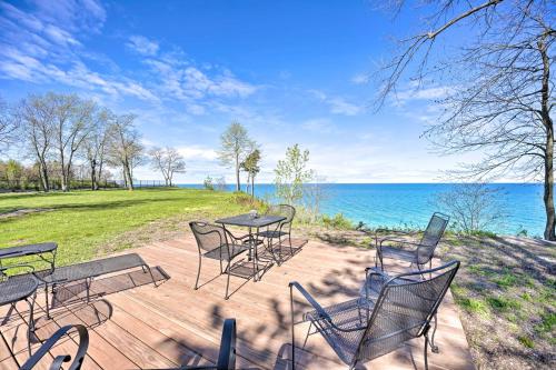 Modern Home with Hot Tub and Lake Michigan Views!