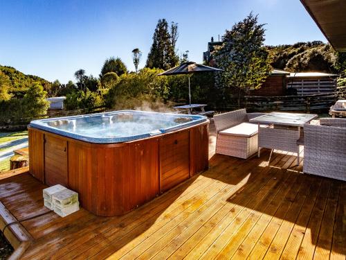 ฝักบัว, Pikorua - Raurimu Holiday Home in โรริมู ฝักบัว, Pikorua - Raurimu Holiday Home in โรริมู