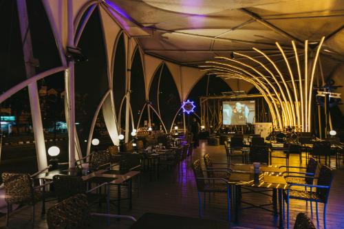 อาหารและเครื่องดื่ม, โรงแรมเรือรัษฎา (Rua Rasada Hotel - The Ideal Venue for Meetings & Events) in ตรัง อาหารและเครื่องดื่ม, โรงแรมเรือรัษฎา (Rua Rasada Hotel - The Ideal Venue for Meetings & Events) in ตรัง