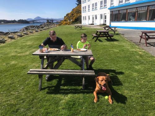 Lochalsh Guest House B&B in Kyle of Lochalsh Lochalsh Guest House B&B in Kyle of Lochalsh