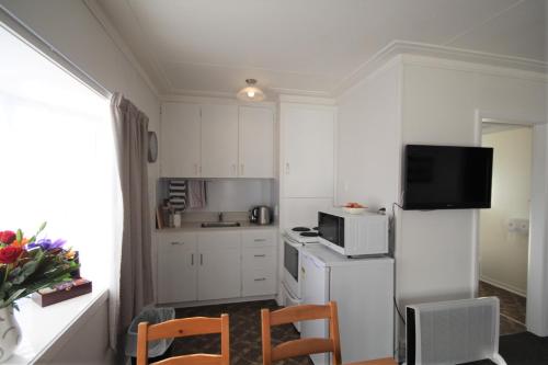 Beach Lodge Motels in South Dunedin Beach Lodge Motels in South Dunedin