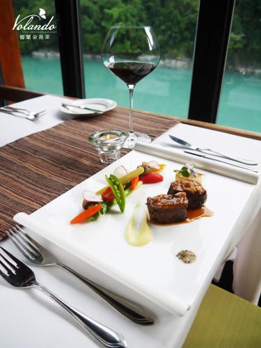 Food and beverages, Volando Urai Spring Spa & Resort in Wulai District Food and beverages, Volando Urai Spring Spa & Resort in Wulai District