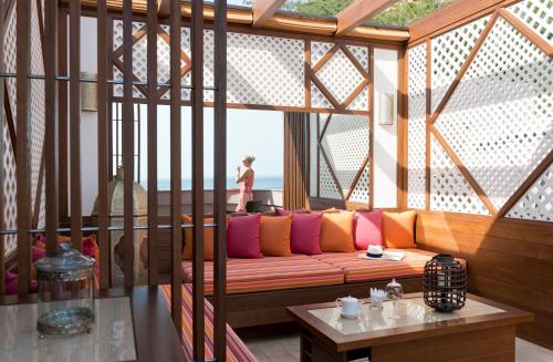 Tiara Miramar Beach Hotel & Spa in Theoule-sur-Mer Tiara Miramar Beach Hotel & Spa in Theoule-sur-Mer